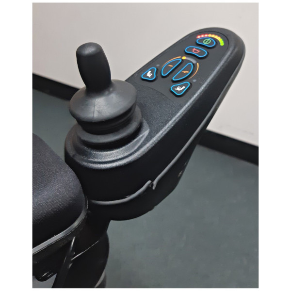 Electric wheelchair tilt-in-space - mid wheel drive Pride Quantum Jazzy EQ5634